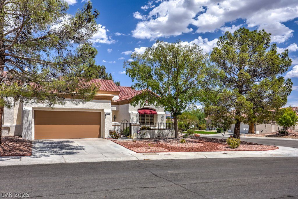 9200 Quail Ridge Drive, Las Vegas, NV 89134 — photo 3