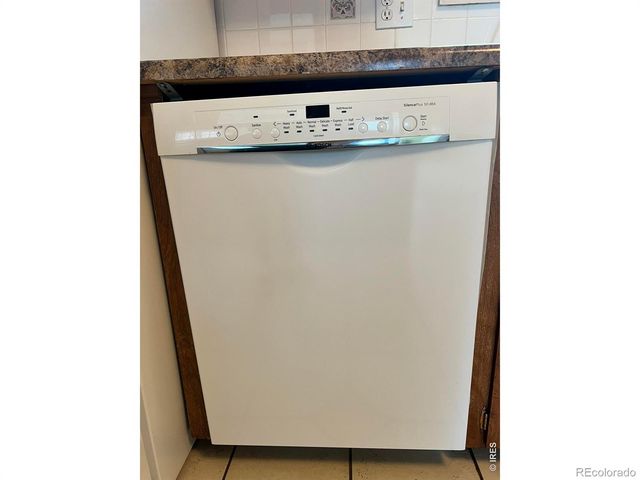 19089 County Road 50.5, La Salle, CO 80645