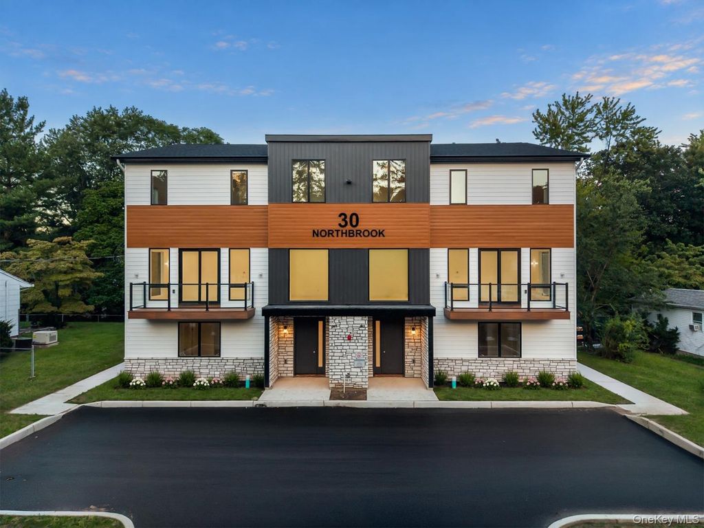30 Northbrook Road 201, Spring Valley, NY 10977 — exterior