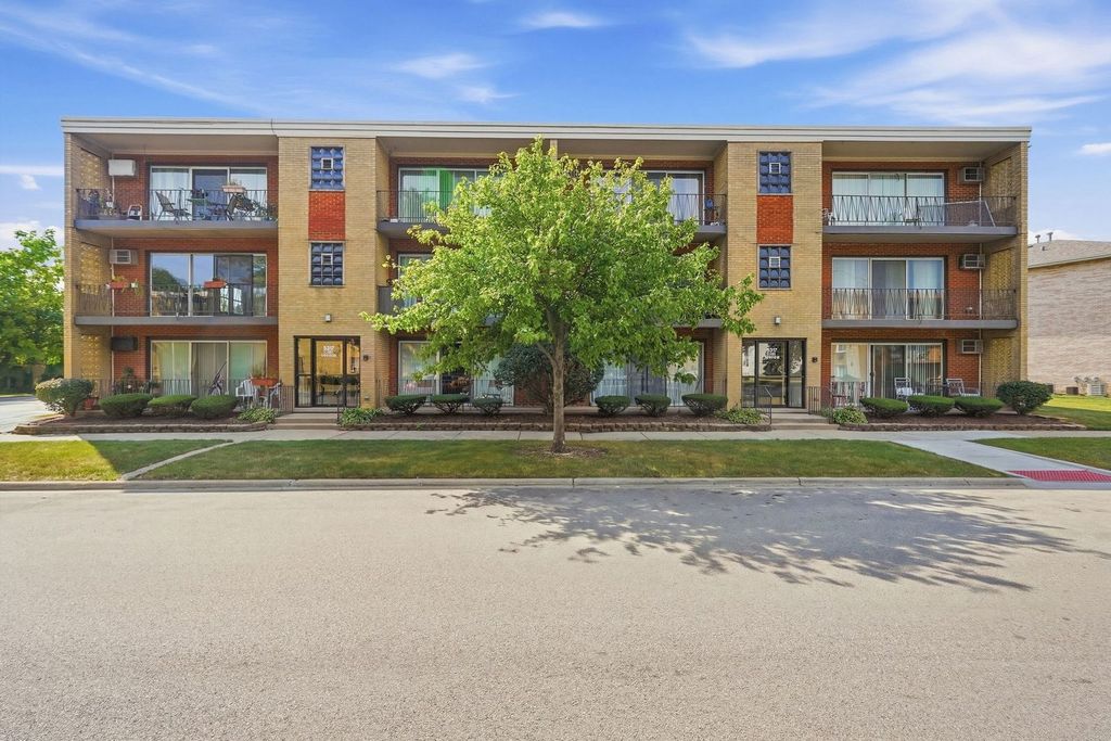 5317 W 96th Street 5, Oak Lawn, IL 60453 — exterior