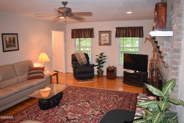 521 Jefferson Road, Gatlinburg, TN 37738