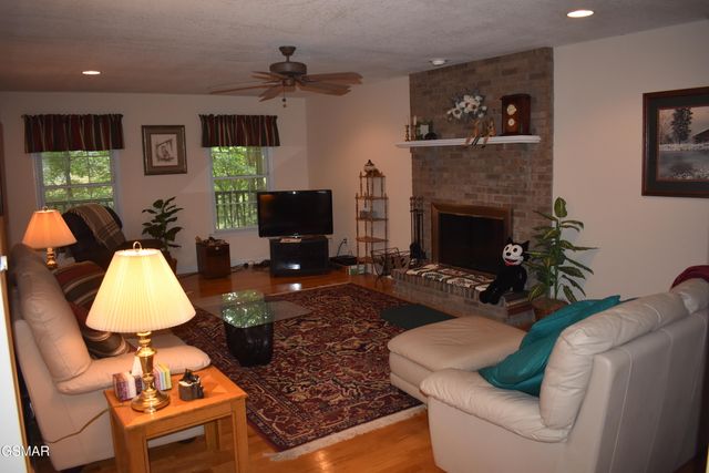 521 Jefferson Road, Gatlinburg, TN 37738