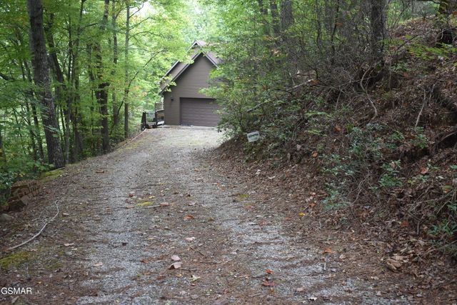 521 Jefferson Road, Gatlinburg, TN 37738