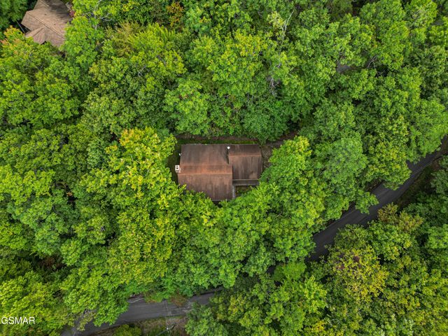 521 Jefferson Road, Gatlinburg, TN 37738