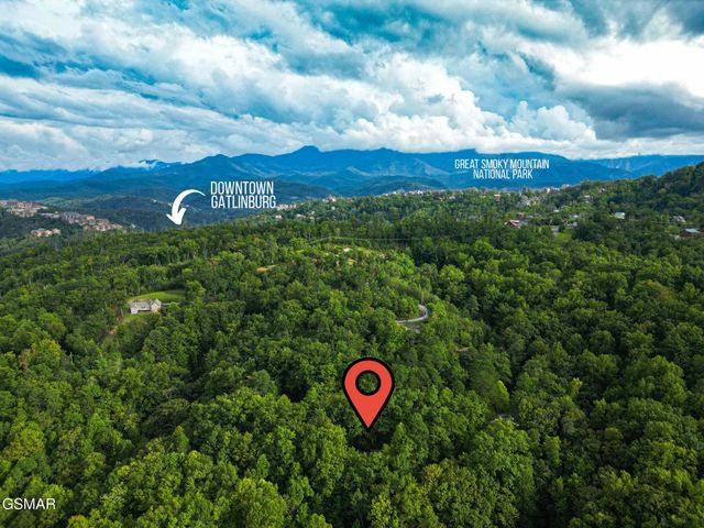 521 Jefferson Road, Gatlinburg, TN 37738