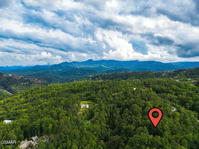 521 Jefferson Road, Gatlinburg, TN 37738