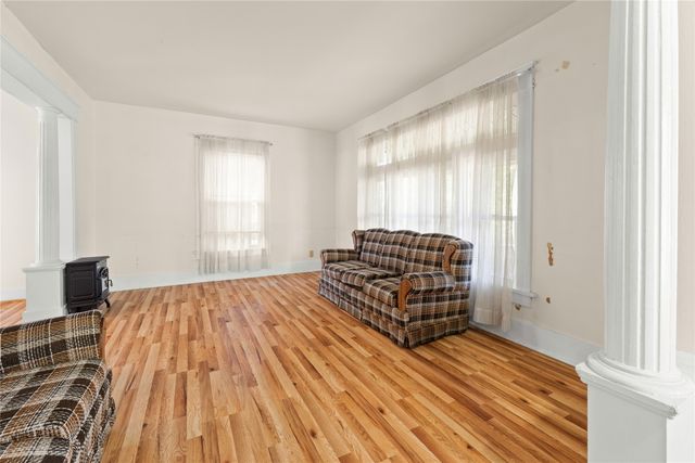 1860 E LAKE Road, Erie, PA 16511