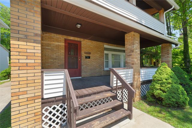 1860 E LAKE Road, Erie, PA 16511