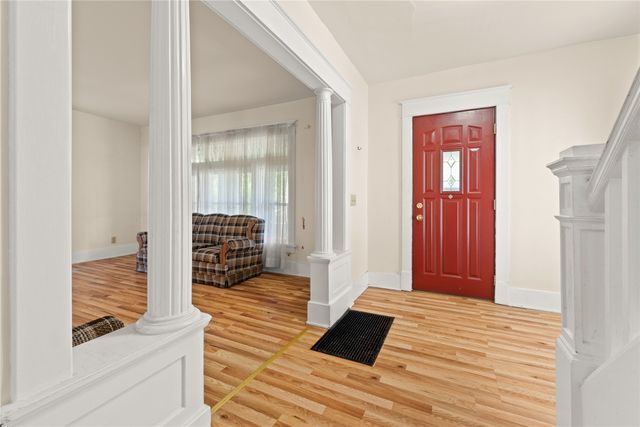 1860 E LAKE Road, Erie, PA 16511