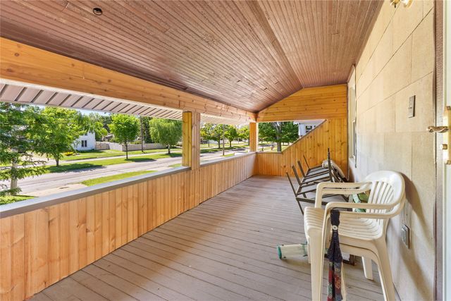 1860 E LAKE Road, Erie, PA 16511