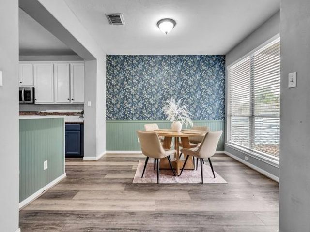 17726 Creek Bluff Lane, Cypress, TX 77433