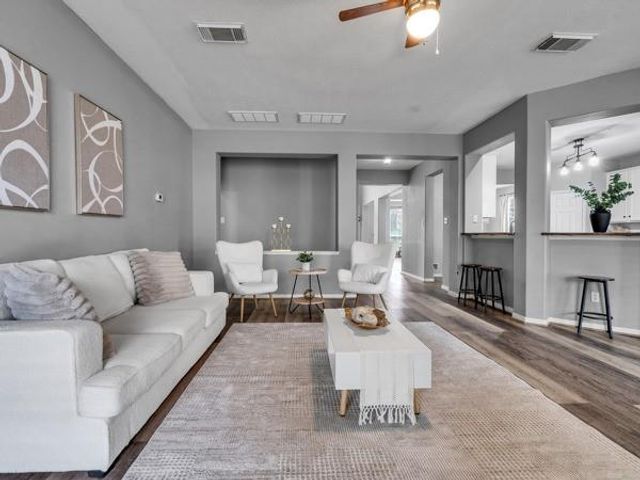 17726 Creek Bluff Lane, Cypress, TX 77433