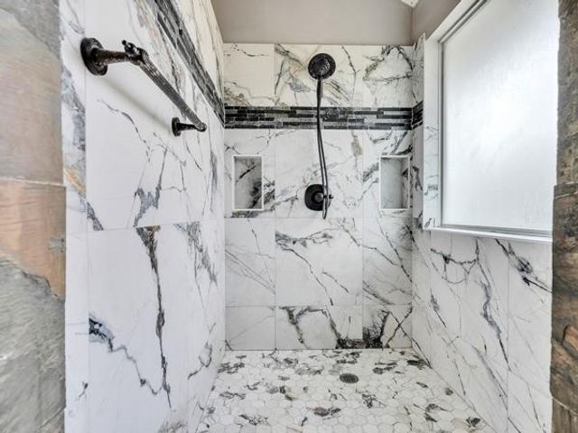 17726 Creek Bluff Lane, Cypress, TX 77433