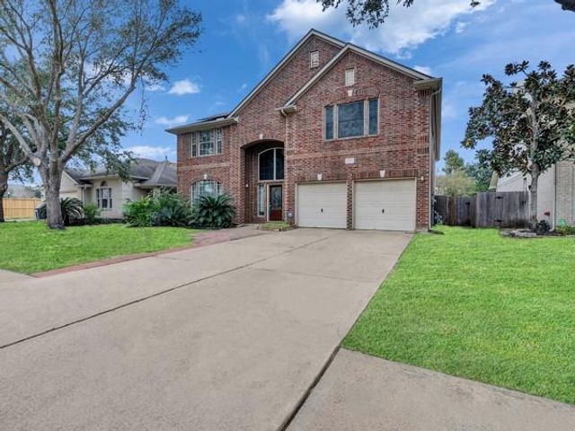 17726 Creek Bluff Lane, Cypress, TX 77433