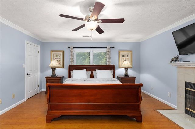 2527 Venture Circle, Gainesville, GA 30506