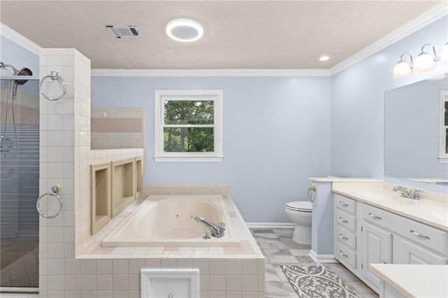 2527 Venture Circle, Gainesville, GA 30506