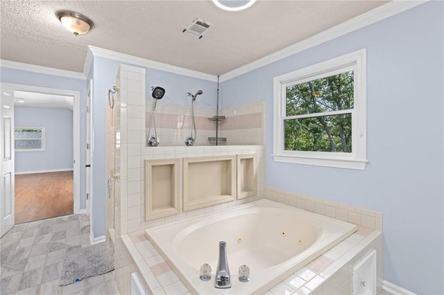 2527 Venture Circle, Gainesville, GA 30506