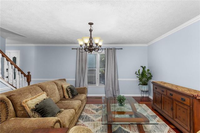 2527 Venture Circle, Gainesville, GA 30506