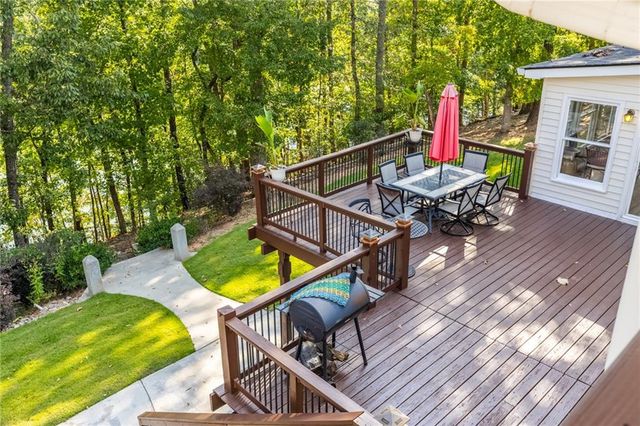 2527 Venture Circle, Gainesville, GA 30506
