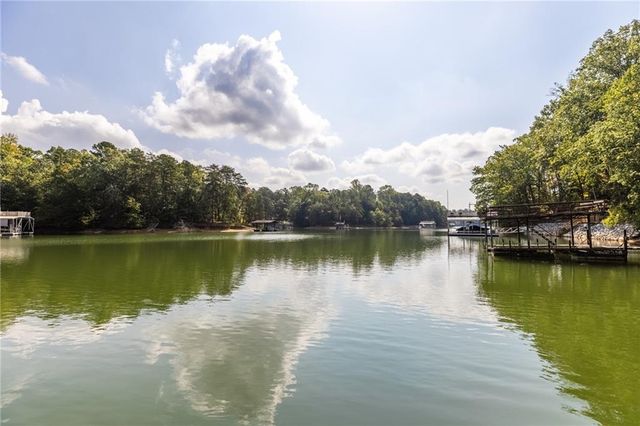2527 Venture Circle, Gainesville, GA 30506