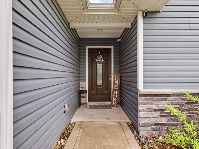 2825 Briar Bush Lane, Fort Wayne, IN 46815