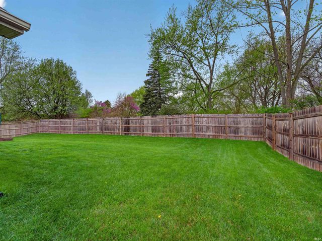 2825 Briar Bush Lane, Fort Wayne, IN 46815