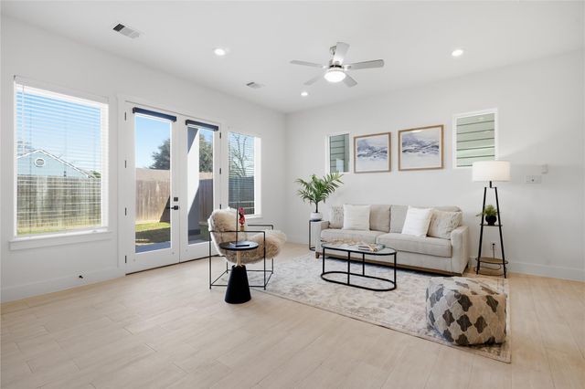 4515 Teton Street, Houston, TX 77051