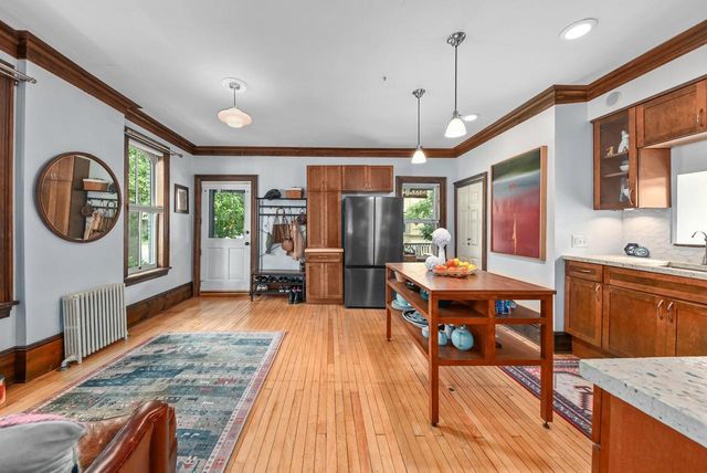 1750 N Palmer STREET, Milwaukee, WI 53212