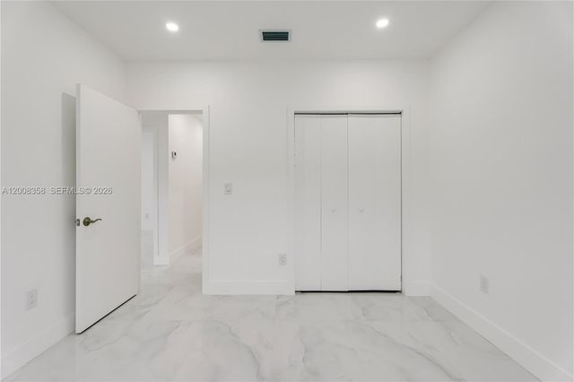 851 W 35th St, Hialeah, FL 33012