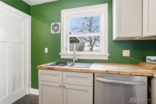 2900 California Avenue, Dayton, OH 45419