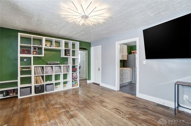 2900 California Avenue, Dayton, OH 45419