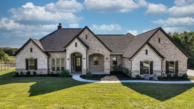 1055 Meadow Wood Terrace, Azle, TX 76020