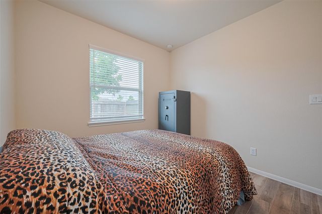 5802 Ashland Lane, Pasadena, TX 77505