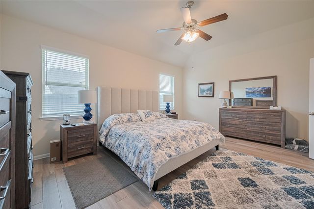 5802 Ashland Lane, Pasadena, TX 77505