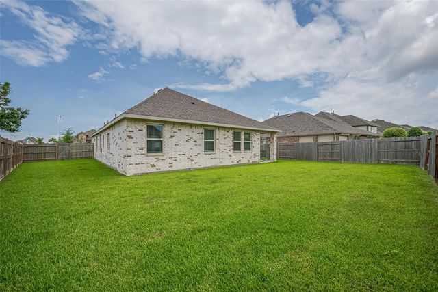 5802 Ashland Lane, Pasadena, TX 77505