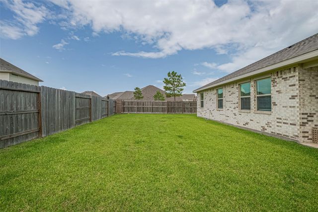 5802 Ashland Lane, Pasadena, TX 77505