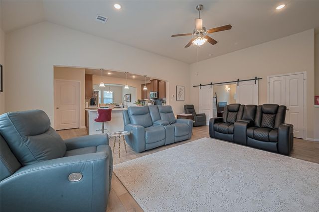 5802 Ashland Lane, Pasadena, TX 77505