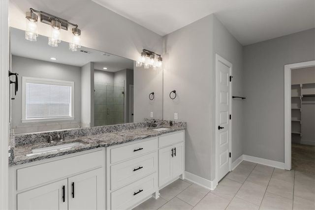 4069 E Eastpoint Drive, Fayetteville, AR 72701