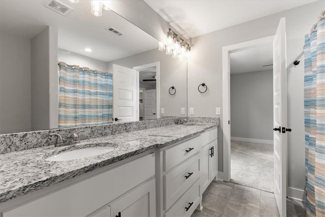 4069 E Eastpoint Drive, Fayetteville, AR 72701