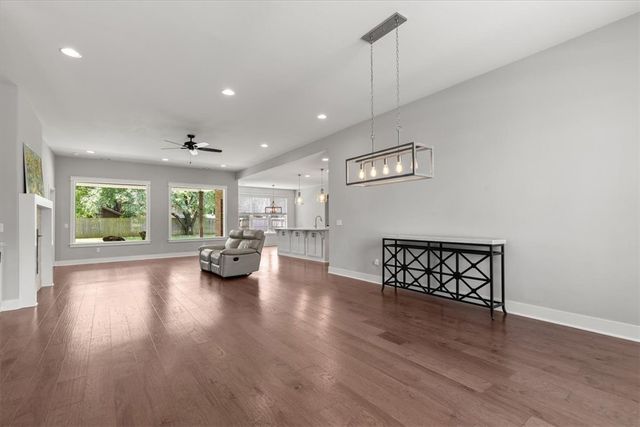 4069 E Eastpoint Drive, Fayetteville, AR 72701