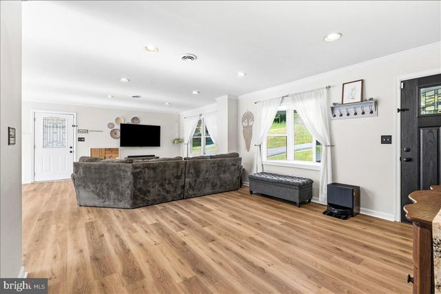 4389 MOLETON DR, Mount Airy, MD 21771