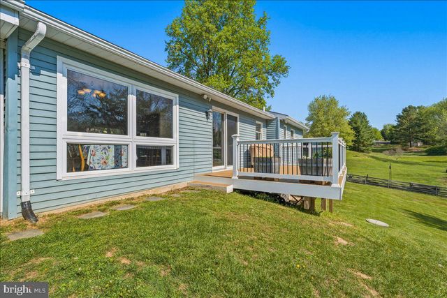 4389 MOLETON DR, Mount Airy, MD 21771