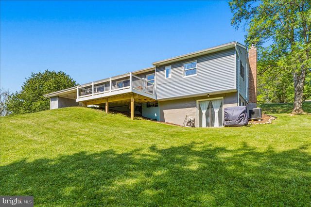 4389 MOLETON DR, Mount Airy, MD 21771