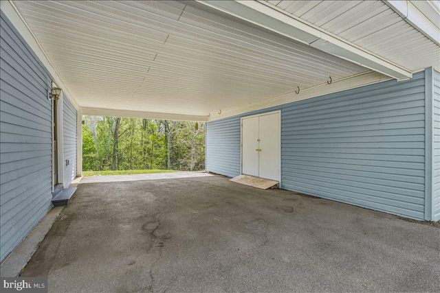 4389 MOLETON DR, Mount Airy, MD 21771