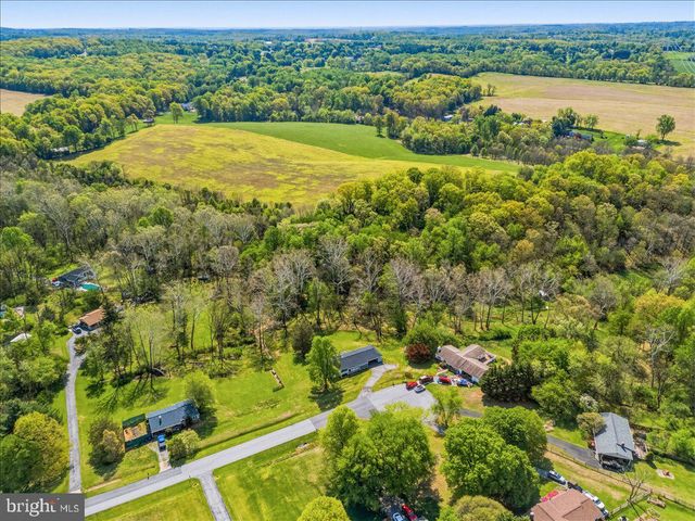 4389 MOLETON DR, Mount Airy, MD 21771