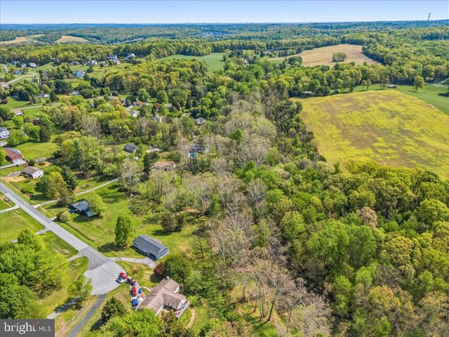 4389 MOLETON DR, Mount Airy, MD 21771