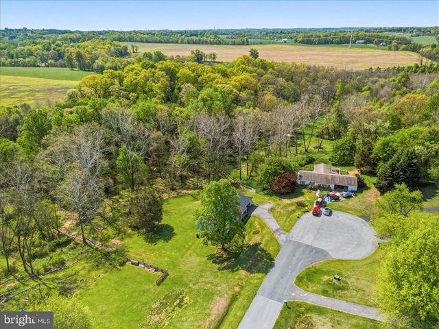 4389 MOLETON DR, Mount Airy, MD 21771