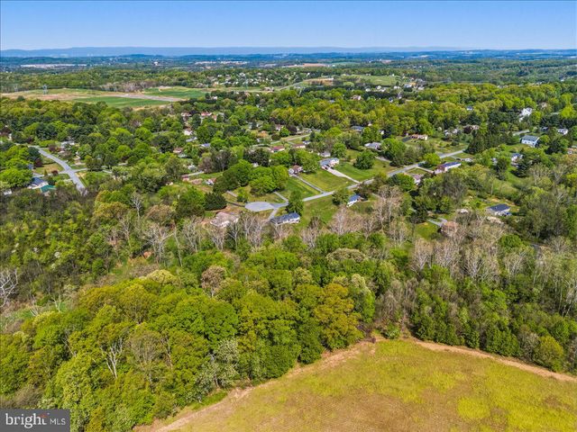 4389 MOLETON DR, Mount Airy, MD 21771