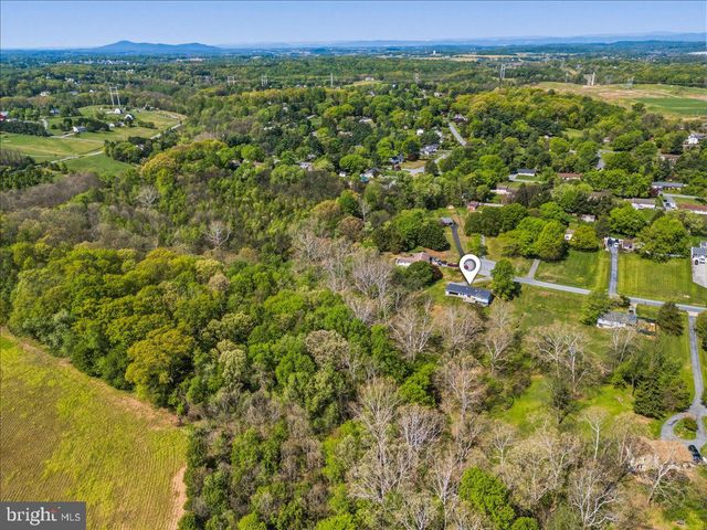 4389 MOLETON DR, Mount Airy, MD 21771