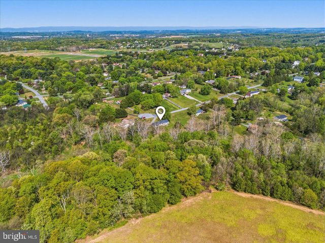 4389 MOLETON DR, Mount Airy, MD 21771